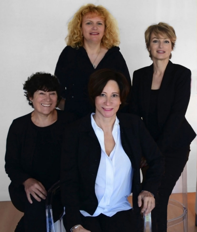 Le Dr Grolleau et son &eacute;quipe &agrave; Toulouse