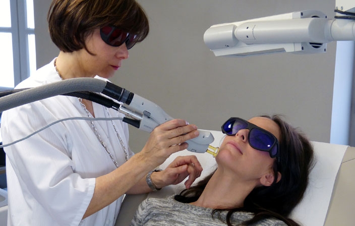 Epilation laser r&eacute;alis&eacute;e par le Dr Grolleau &agrave; Toulouse